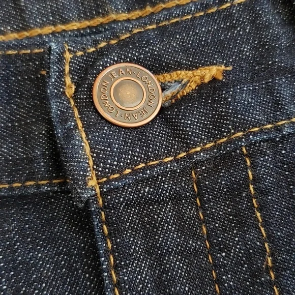 Victoria Secret London Jean Denim Skirt - Picture 3 of 3